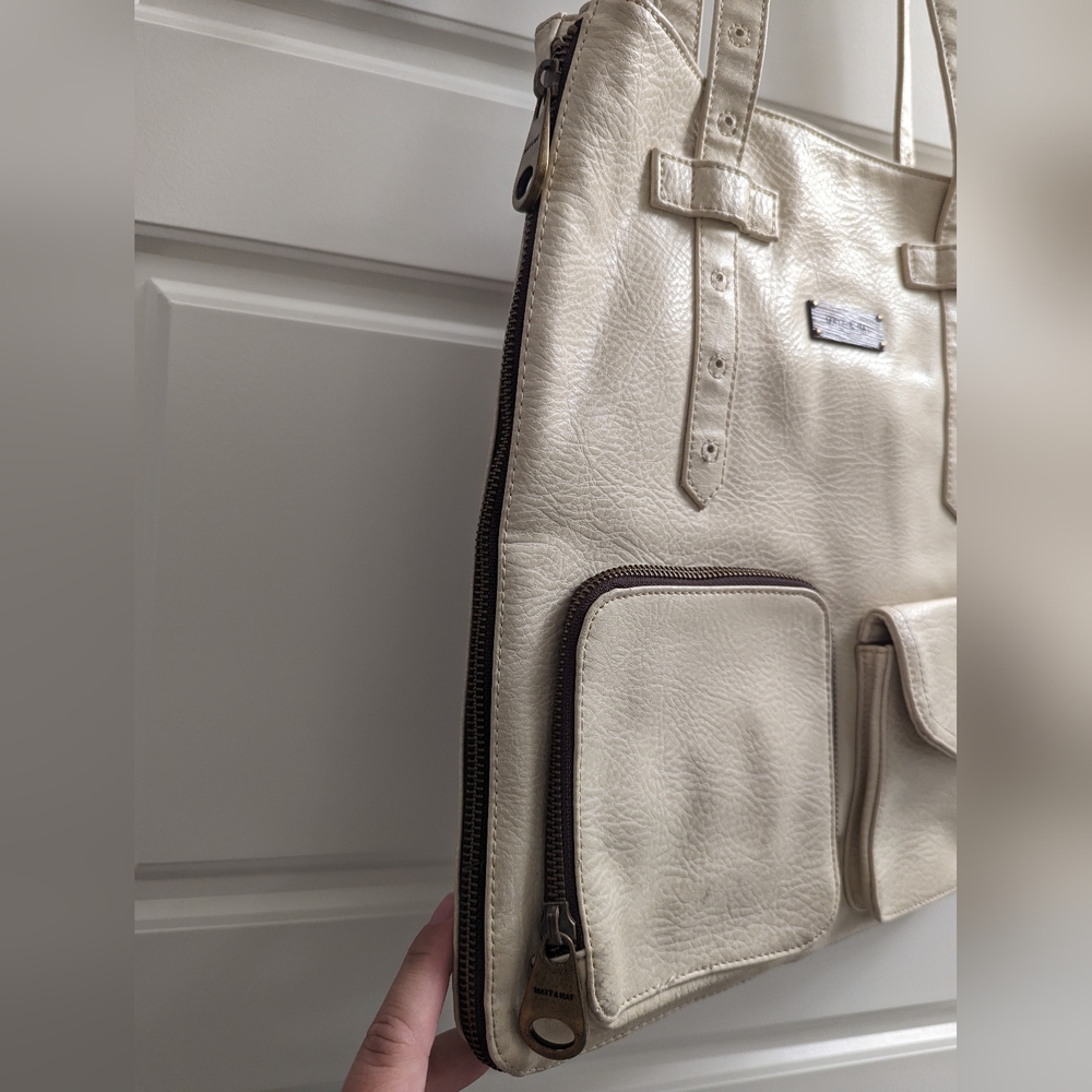 Matt & Nat Expandable Cream Tote Satchel - Picture 3 of 10